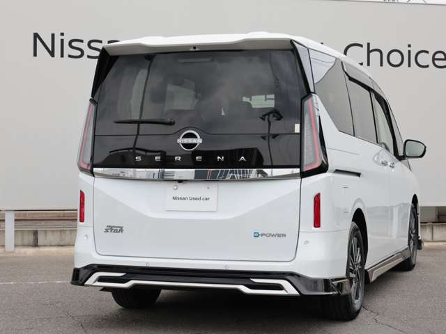 セレナ1.4 e-POWER ハイウェイスターV