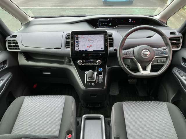 セレナ1.2 e-POWER ハイウェイスターV