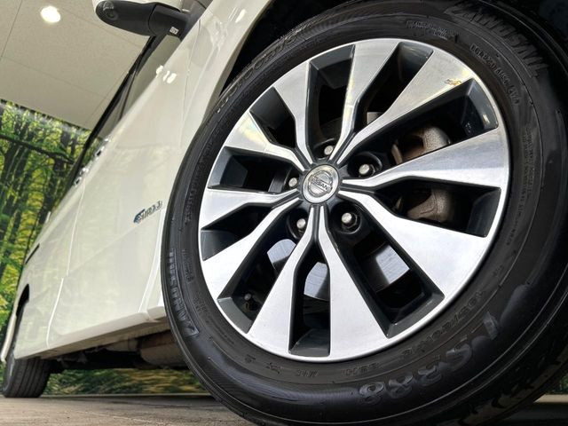 �y����16�C���`�A���~�z�C�[���z�O�ςɃ}�b�`���������A���~�z�C�[���𑕒����Ă���܂��B�e��ЊO�A���~�z�C�[����A�X�^�b�h���X�^�C�����戵�����Ă���܂��B���񂲑��k����������
