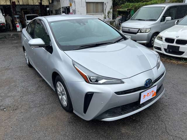プリウス1.8 S
