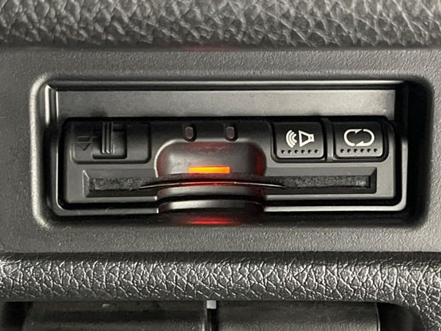 【ETC】高速道路の料金所をストレスなく通過!話題のスポットやサービスエリアに多い「スマートIC」利用時は必須のアイテムです。当店でセットアップを実施、ご納車当日からすぐにご利用いただけます!