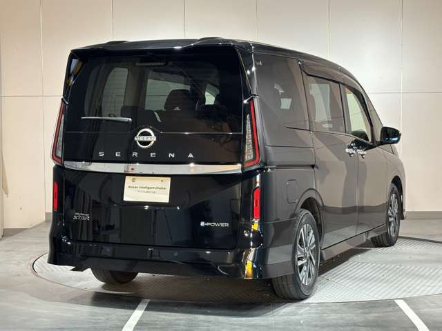 セレナ1.4 e-POWER ハイウェイスターV