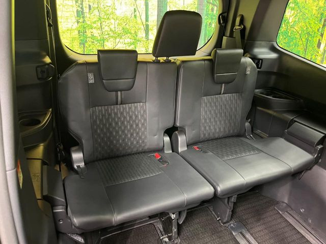 ドライバーによって運転しやすいポジションは異なり、あの車はどうなのか不安なこともありますよね。気になるお車は店頭で乗り込んでご確認いただけます♪