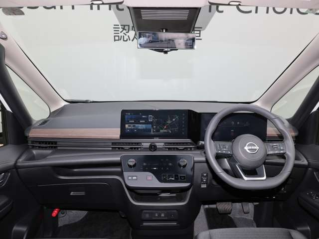 セレナ1.4 e-POWER ハイウェイスターV