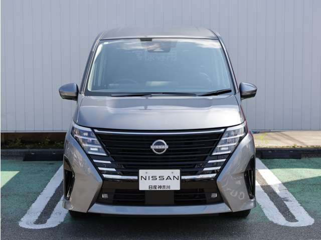 セレナ1.4 e-POWER ハイウェイスターV