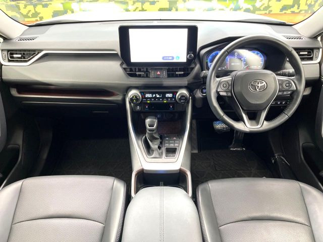 RAV42.0 G 4WD