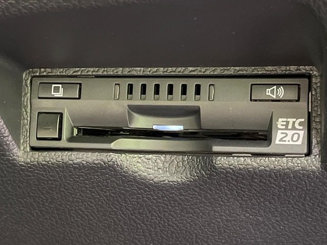 【ETC】高速道路の料金所をストレスなく通過!話題のスポットやサービスエリアに多い「スマートIC」利用時は必須のアイテムです。当店でセットアップを実施、ご納車当日からすぐにご利用いただけます!