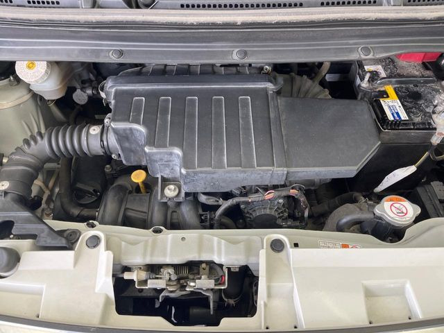 親切・丁寧な専門メカニックスタッフが応対!・車検・点検整備・事故等の修理などアフターサービスも安心。お車のカスタマイズもネクステージのサービススタッフまでご相談ください!