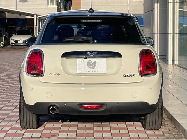 �������̒ʂ��Y��ȏ�Ԃ��ێ����Ă��邨�Ԃł����A�����ȃL�Y�̏󋵂⑼�̉ӏ��̂��ʐ^��������ł��܂��B�������̕��ł����S���Ă���������������l�A���q�l�̂���]�ɉ����ďo������育�Ή������Ă��������܂��B