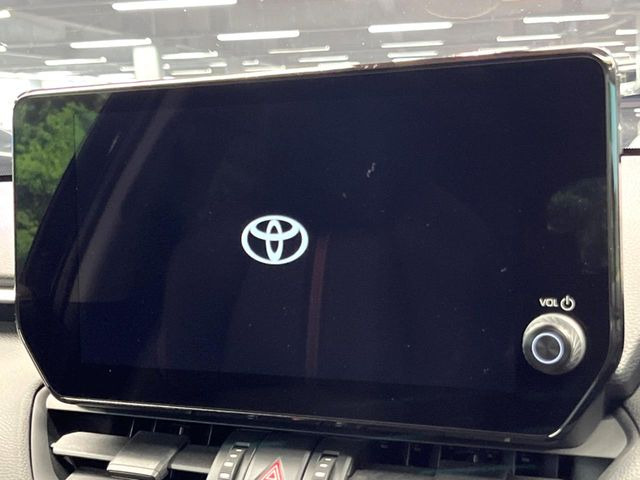 �y10.5�C���` �f�B�X�v���C�I�[�f�B�I�z���ʂ̃f�B�X�v���C��AppleCarPlay��AndroidAuto�����p�\�B�傫�ȉ�ʂŃX�}�z�i�r�A�v���������p���������܂���