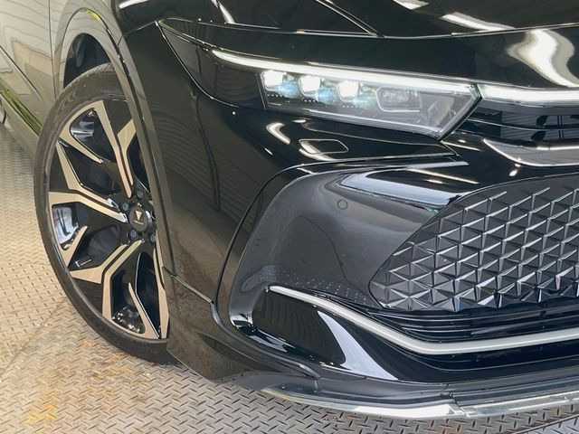 �y4��LED�w�b�h���C�g�z�X�^�C���b�V���Ȍ����ڂ�4��LED�w�b�h���C�g�𑕔���X�^�C�������łȂ��A��Ԃ̑��s�����E�ǍD�ň��S���Ă���肢�������܂��B