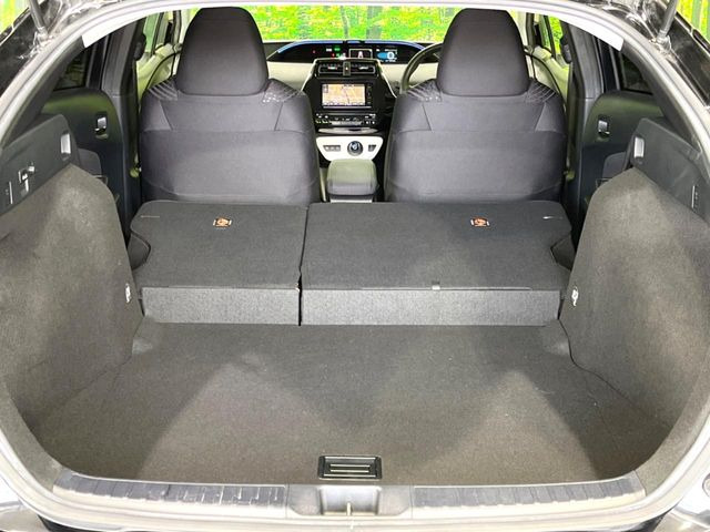 普段のお買い物や通勤、送迎等に十分な荷室スペースを確保しております。セカンドシートを倒すと、大きな荷物の積載も可能です♪
