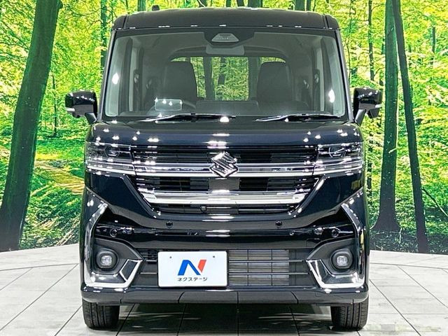 弊社では、全車『修復歴なし』のお車のみ取り扱っております。専任バイヤーによる厳選した仕入れの後、入庫後の車両チェックを行い、ネクステージが認定した高品質な中古車をご提供しております。