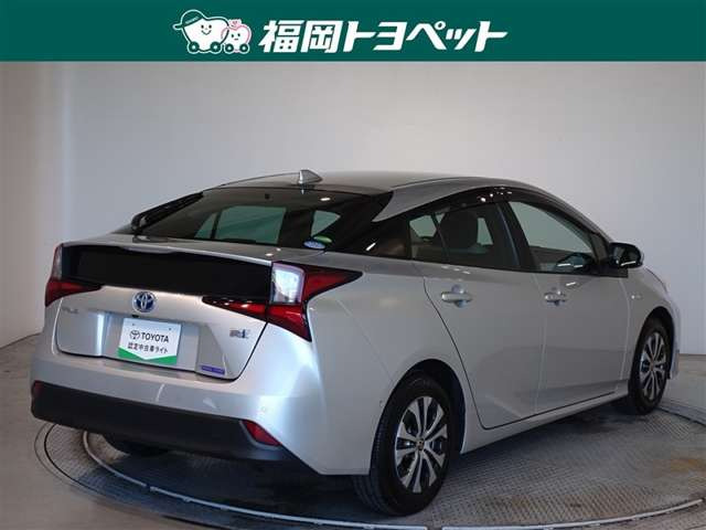 プリウス1.8 A