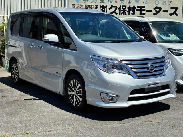 セレナ2.0 ハイウェイスター Vセレクション+Safety II S-HYBRID