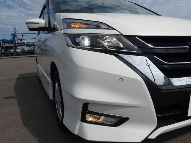 セレナ2.0 ハイウェイスター Vセレクション 4WD