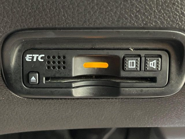 【ETC】高速道路の料金所をストレスなく通過!話題のスポットやサービスエリアに多い「スマートIC」利用時は必須のアイテムです。当店でセットアップを実施、ご納車当日からすぐにご利用いただけます!