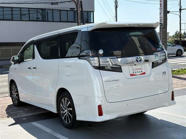 ヴェルファイアハイブリッド 2.5 ZR Gエディション E-Four 4WD