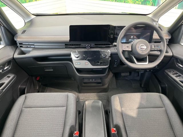 セレナ1.4 e-POWER ハイウェイスターV