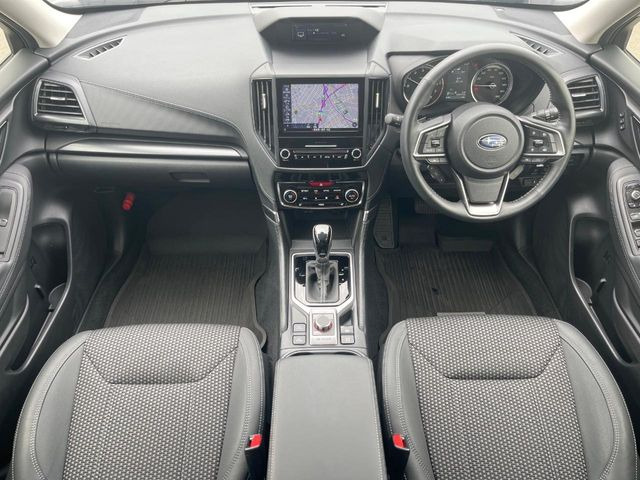 フォレスター1.8 XT エディション 4WD