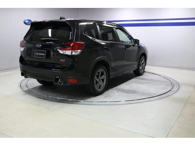 フォレスター1.8 STI スポーツ 4WD