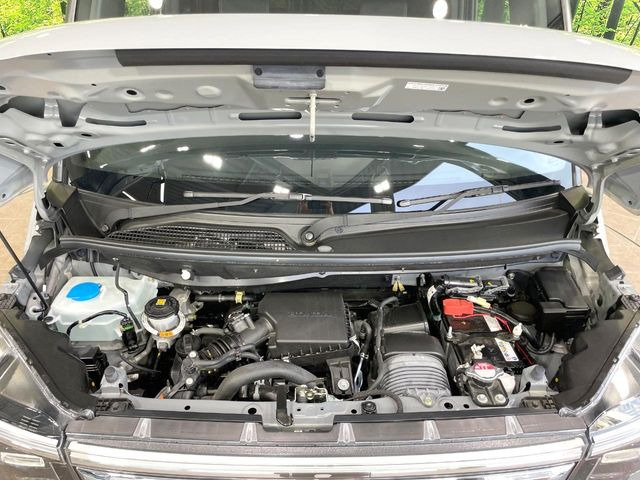 親切・丁寧な専門メカニックスタッフが応対!・車検・点検整備・事故等の修理などアフターサービスも安心。お車のカスタマイズもネクステージのサービススタッフまでご相談ください!