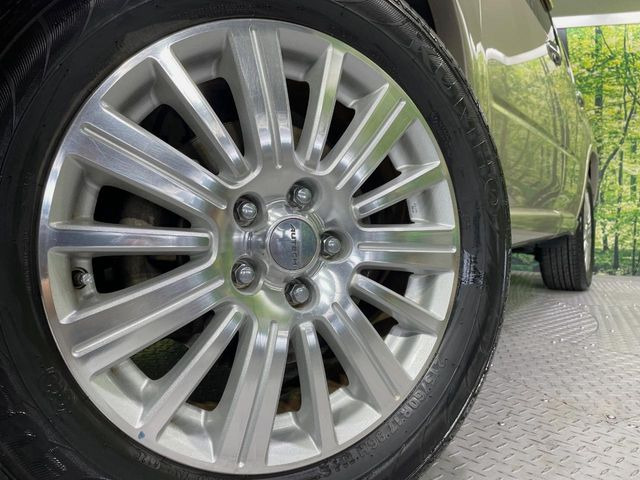 �y����17�C���`�A���~�z�C�[���z�O�ςɃ}�b�`���������A���~�z�C�[���𑕒����Ă���܂��B�e��ЊO�A���~�z�C�[����A�X�^�b�h���X�^�C�����戵�����Ă���܂��B���񂲑��k����������