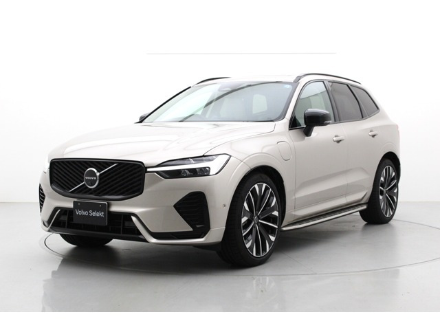 XC60ウルトラ T6 AWD プラグイン ハイブリッド 4WD