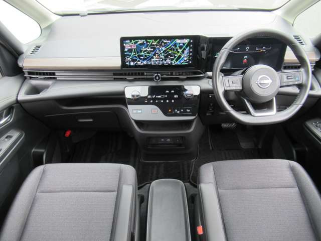 セレナ1.4 e-POWER ハイウェイスターV