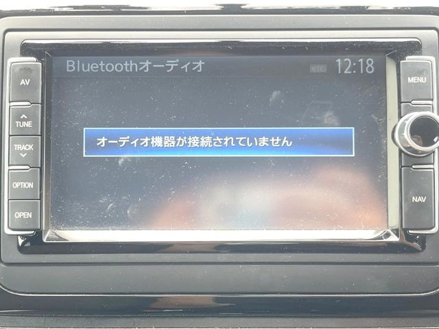 ��Bluetooth:���莝���̃X�}�[�g�t�H���ȂǂƐڑ����A�n���Y�t���[�ʘb��Տꊴ����~���[�W�b�N�Đ������y���݂��������܂��B�����ڑ��ł��̂Ŕς킵��������܂����