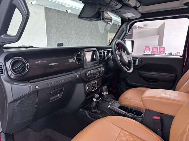 �J�X�^��:�u���E�����U�[���V�[�g(Jeep�h�J)