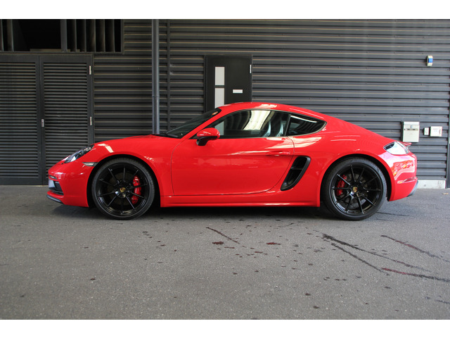 718ケイマンGTS