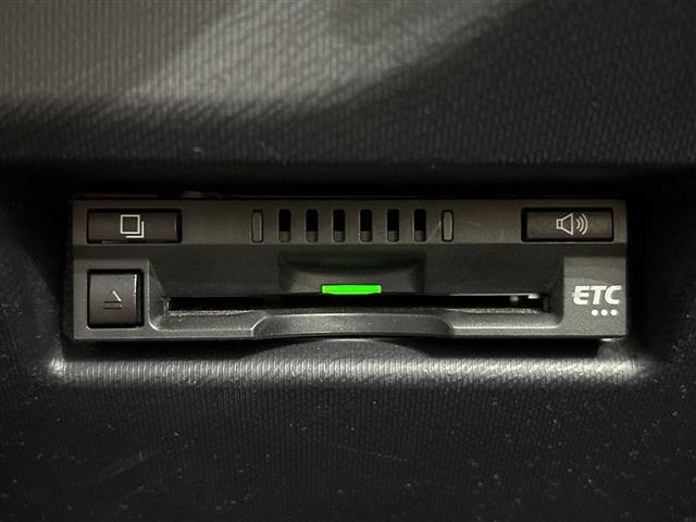 アクア1.5 G GRスポーツ・17インチパッケージ