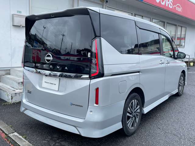 セレナ1.4 e-POWER ハイウェイスターV