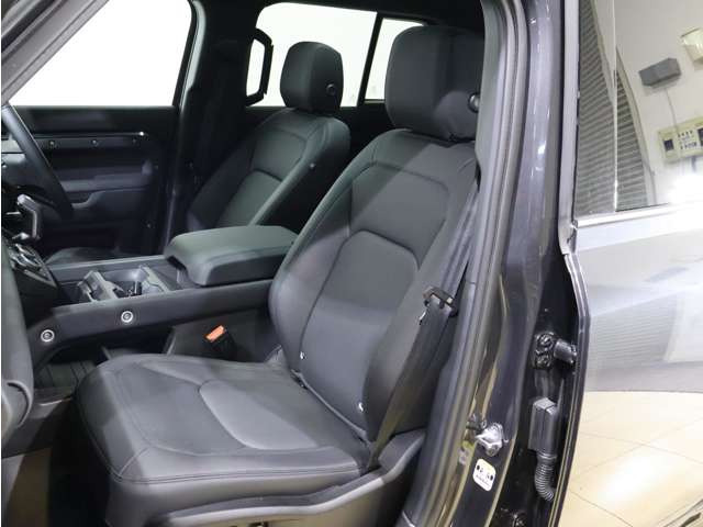 ディフェンダー130 アウトバウンド 3.0L D350 ディーゼル 4WD