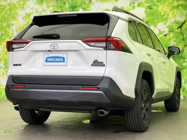 RAV42.0 アドベンチャー オフロードパッケージ 4WD