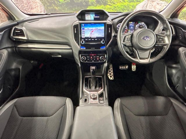 フォレスター2.0 アドバンス 4WD