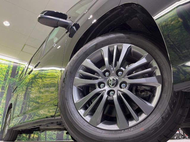 �y����16�C���`�A���~�z�C�[���z�O�ςɃ}�b�`���������A���~�z�C�[���𑕒����Ă���܂��B�e��ЊO�A���~�z�C�[����A�X�^�b�h���X�^�C�����戵�����Ă���܂��B���񂲑��k����������