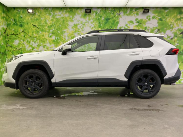 RAV42.0 アドベンチャー オフロードパッケージ 4WD