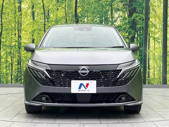 弊社では、全車『修復歴なし』のお車のみ取り扱っております。専任バイヤーによる厳選した仕入れの後、入庫後の車両チェックを行い、ネクステージが認定した高品質な中古車をご提供しております。