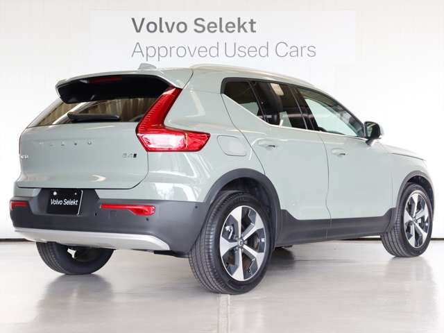 XC40ウルトラ B4 AWD 4WD
