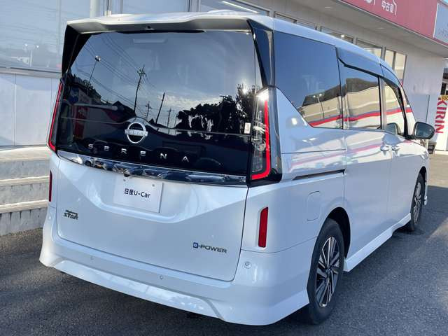 セレナ1.4 e-POWER ハイウェイスターV
