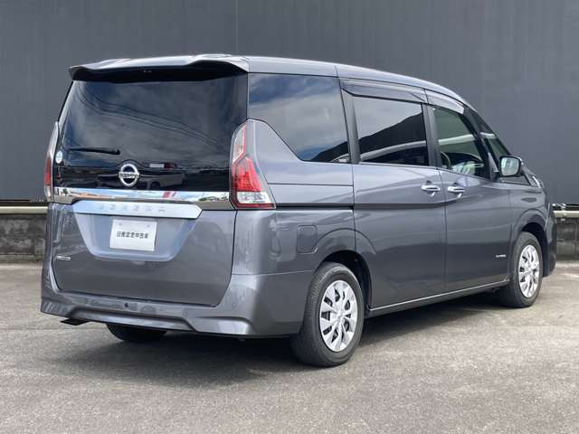 セレナ2.0 XV