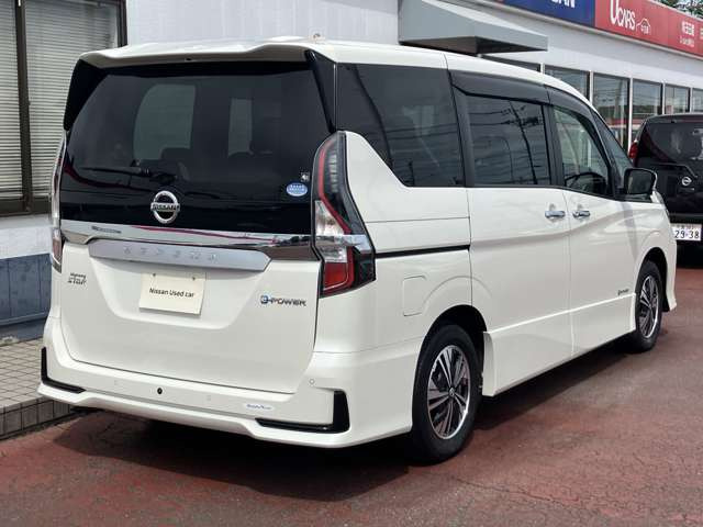セレナ1.2 e-POWER ハイウェイスターV
