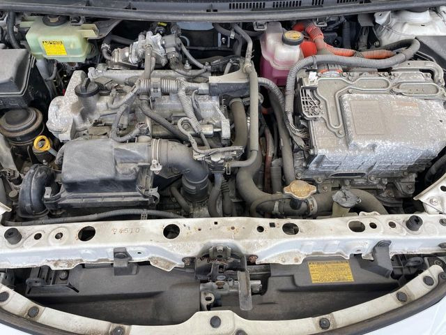 親切・丁寧な専門メカニックスタッフが応対!・車検・点検整備・事故等の修理などアフターサービスも安心。お車のカスタマイズもネクステージのサービススタッフまでご相談ください!