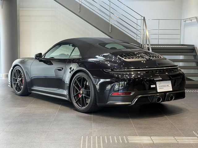 911カブリオレカレラ4 GTS PDK 4WD
