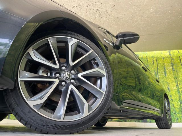 �y����18�C���`�A���~�z�C�[���z�O�ςɃ}�b�`���������A���~�z�C�[���𑕒����Ă���܂��B�e��ЊO�A���~�z�C�[����A�X�^�b�h���X�^�C�����戵�����Ă���܂��B���񂲑��k����������