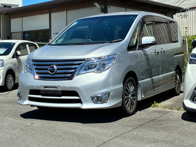 セレナ2.0 ハイウェイスター Vセレクション+Safety II S-HYBRID