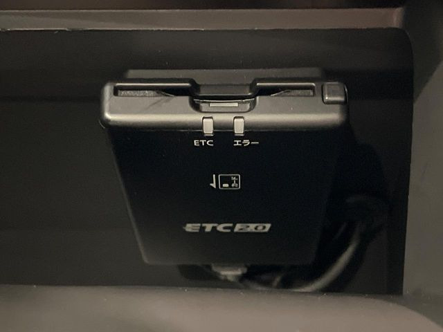 【ETC】高速道路の料金所をストレスなく通過!話題のスポットやサービスエリアに多い「スマートIC」利用時は必須のアイテムです。当店でセットアップを実施、ご納車当日からすぐにご利用いただけます!