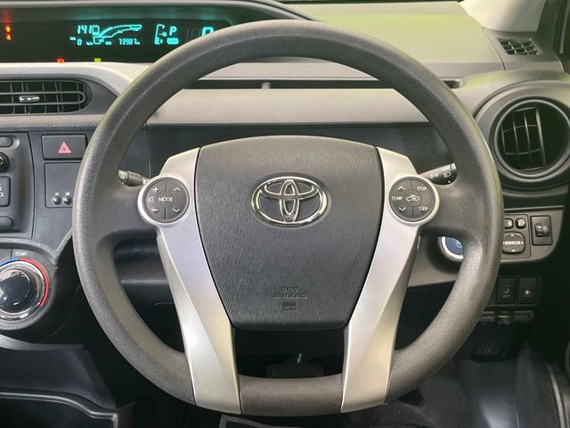 【ステアリングスイッチ】運転中、前方から目線をそらすことなく、オーディオ等の操作が可能な便利機能!安心&快適なドライブを演出してくれます♪